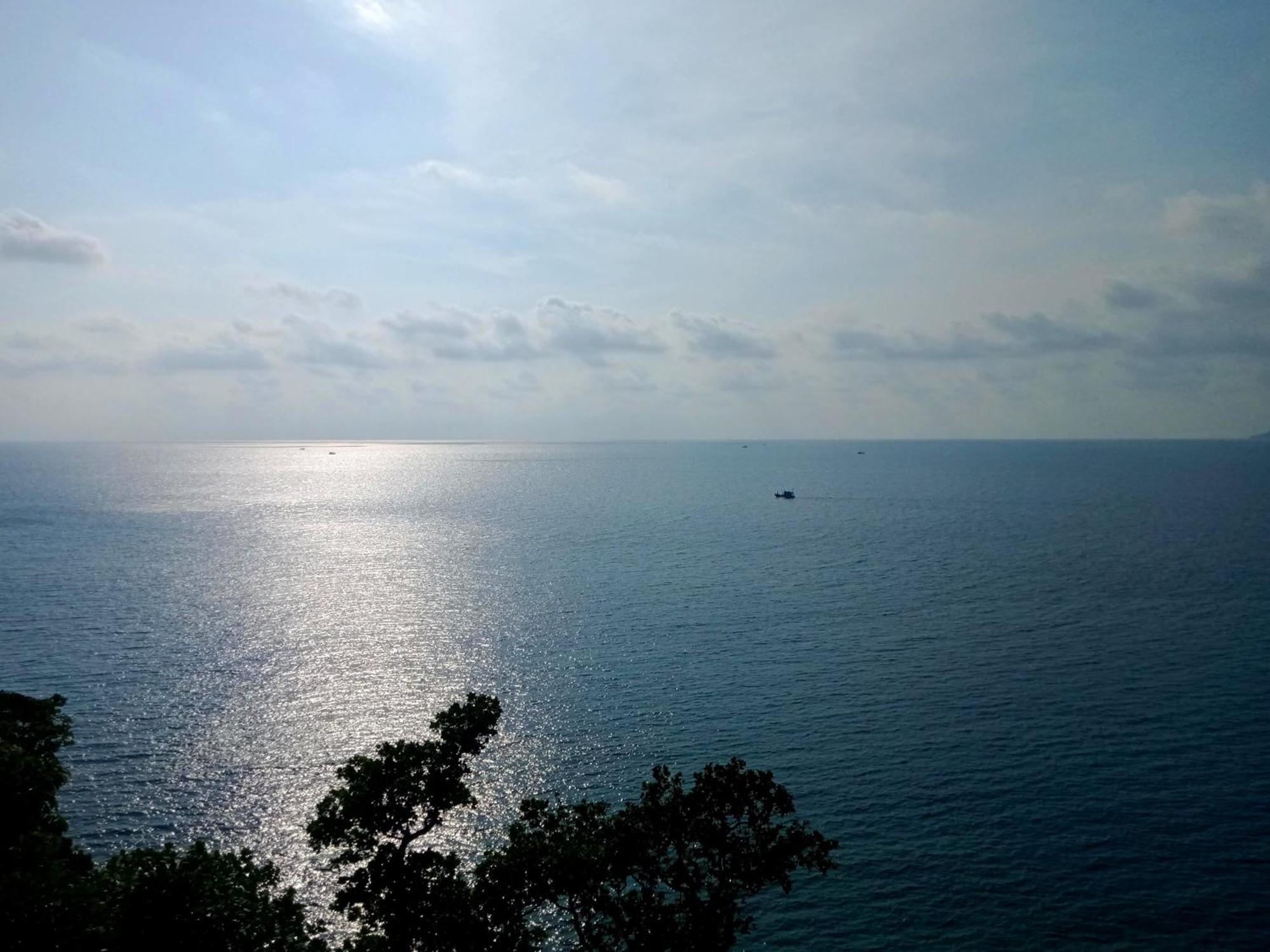 Baloo Guesthouse Đảo Koh Rong Samloem Ngoại thất bức ảnh