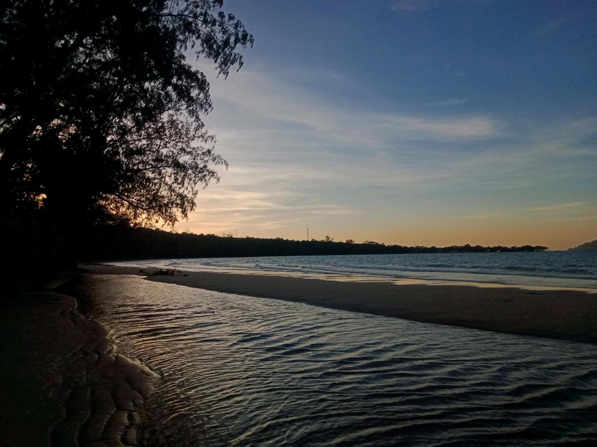 Baloo Guesthouse Đảo Koh Rong Samloem Ngoại thất bức ảnh