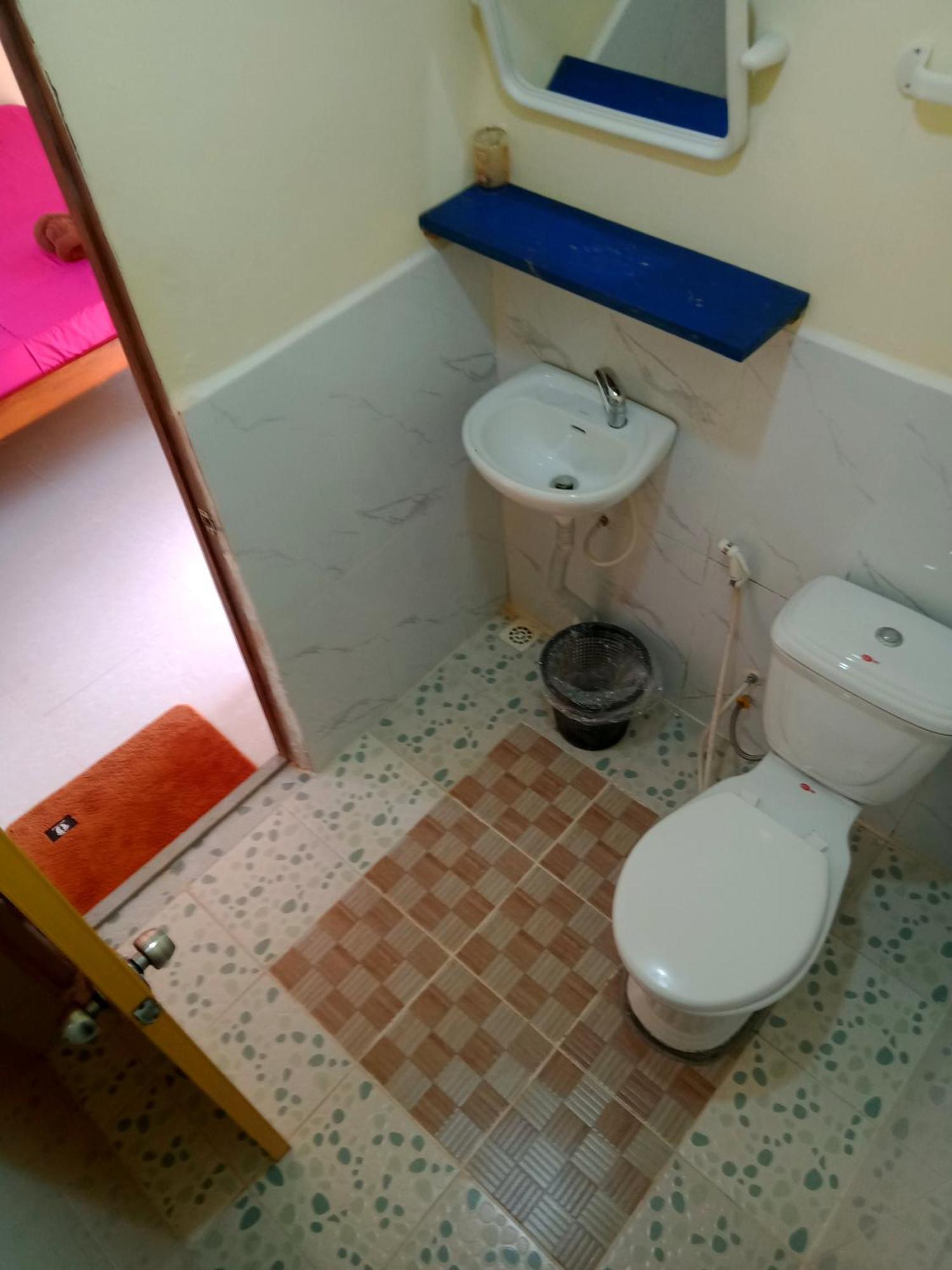 Baloo Guesthouse Đảo Koh Rong Samloem Ngoại thất bức ảnh